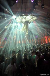 189207_203402103022379_6070699_n